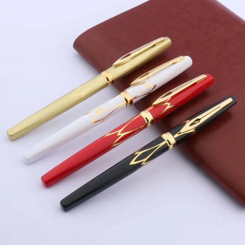 🖋️ Kalligrafische expressie met klasse – Luxe zakelijke vulpen met gouden accenten - ZakelijkePennen.nl