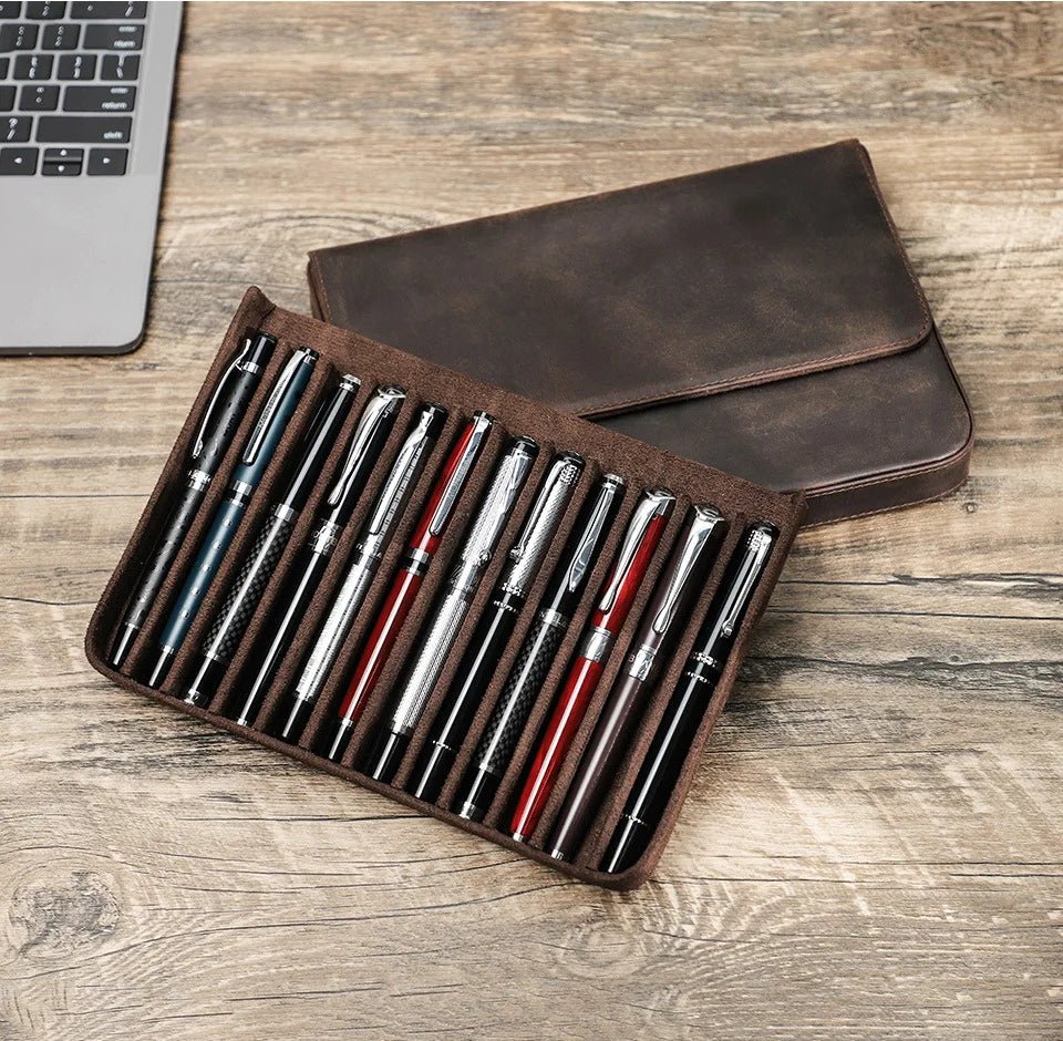 Luxe bescherming voor uw schrijfwaren – leren pennenetui met magneetsluiting - ZakelijkePennen.nl