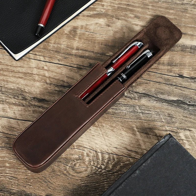 Luxe bescherming voor uw schrijfwaren – leren pennenetui met magneetsluiting - ZakelijkePennen.nl