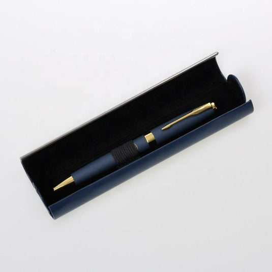 Bewaar uw pennen stijlvol met onze luxe Bewaar uw pennen stijlvol met onze luxe opvouwbare pen-geschenkdoos met een fluweelzachte binnenkant.