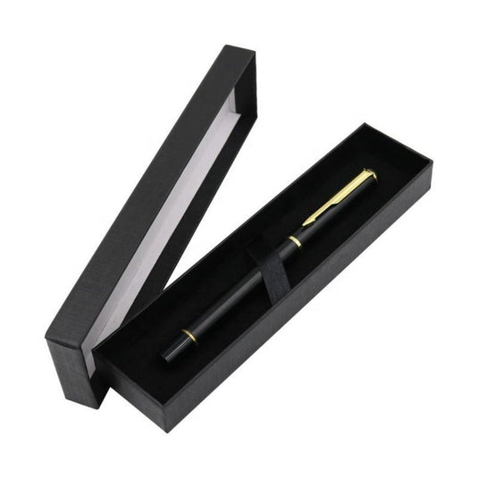 Presenteer uw cadeau op een elegante manier met onze luxe pen geschenkdoos met gouden accenten in een bijpassende geschenkdoos.