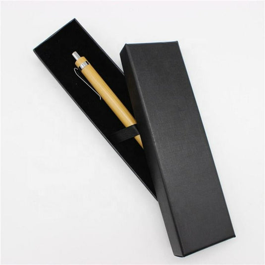 Schrijf duurzaam en stijlvol met ons Schrijfblokje in een zwarte geschenkdoos.