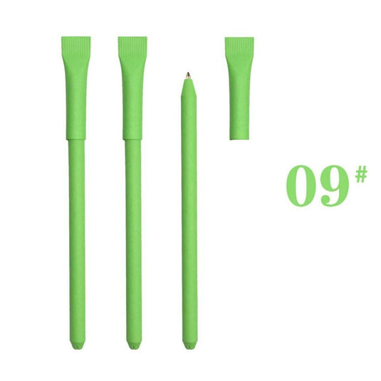 Een set van vier groene siliconen bakkwasten en een Schrijf milieuvriendelijk met onze gerecyclede papierbalpennenset, naast elkaar weergegeven met een nummer "09" in de rechterbovenhoek.